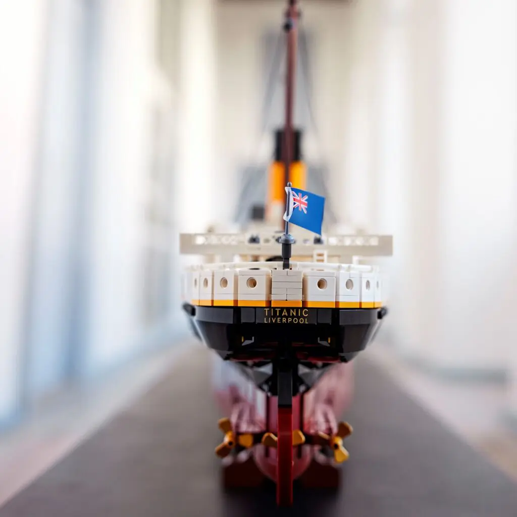 Detailed LEGO ship model, Titanic replica