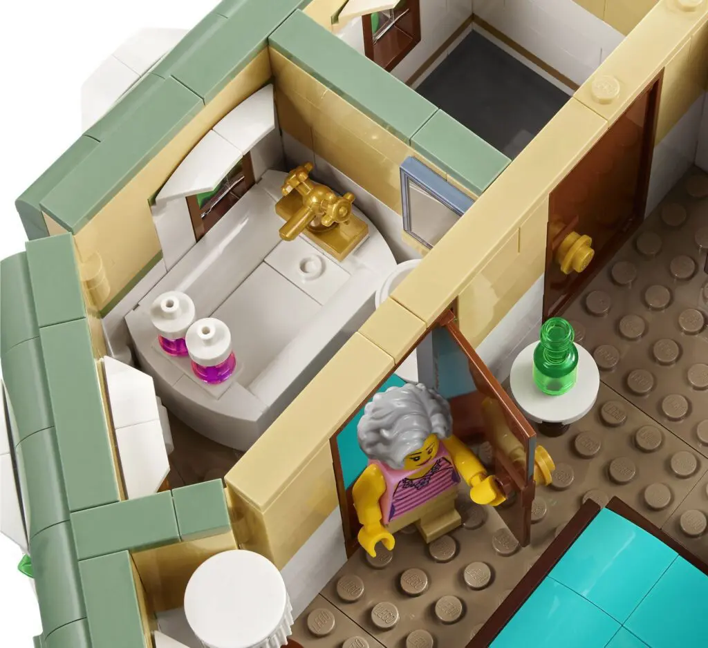 LEGO bathroom with minifigure