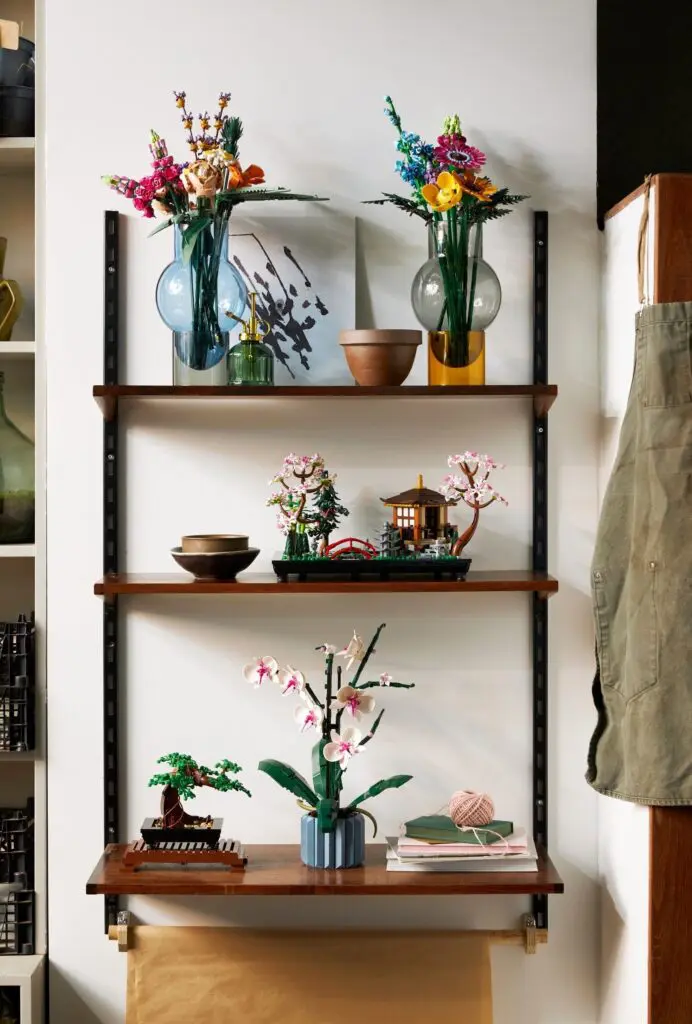 Indoor shelf with vases and ornaments