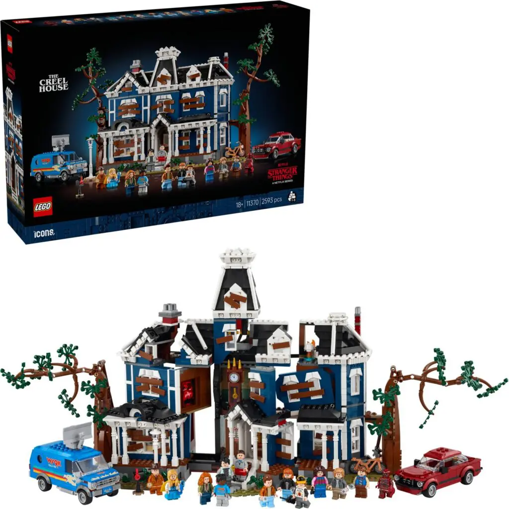 Detailed LEGO haunted house and vehicles