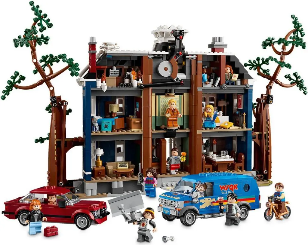 Lego building with vehicles and characters
