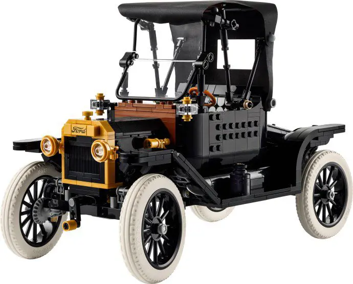 Classic LEGO vehicle build