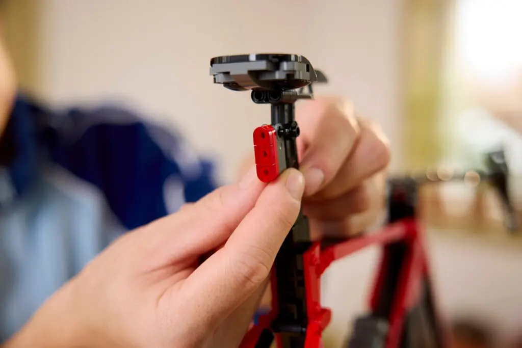 Building a LEGO bicycle model