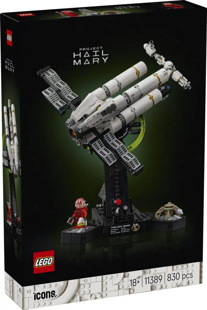 Space-themed LEGO model kit