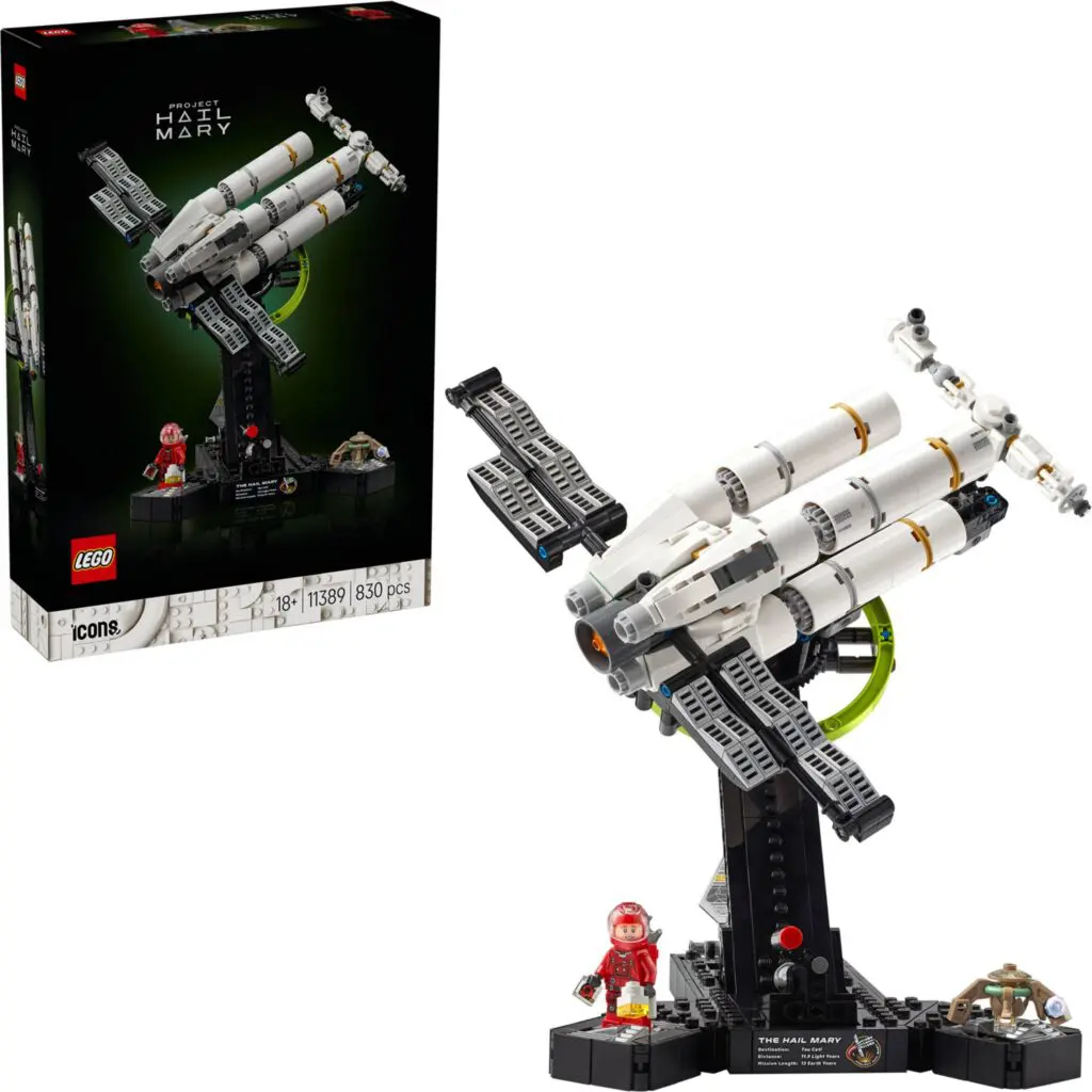 Detailed LEGO spacecraft with astronaut figure