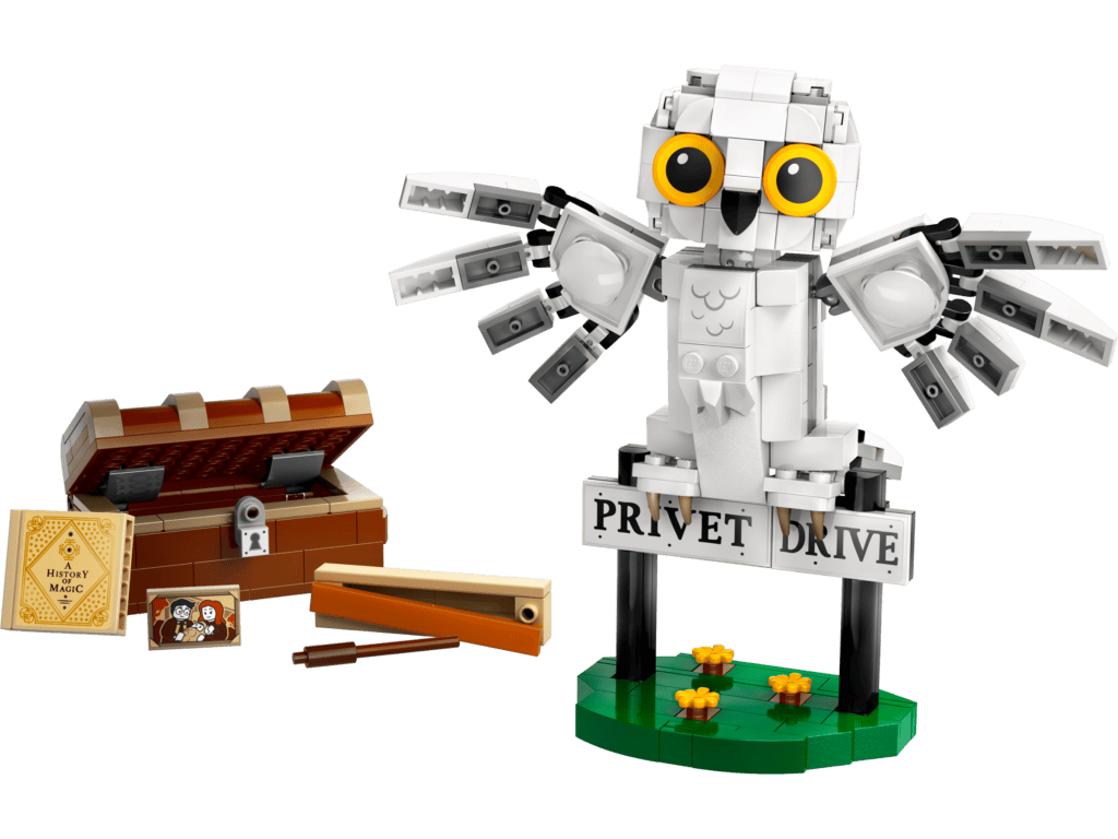Lego owl beside a small treasure chest