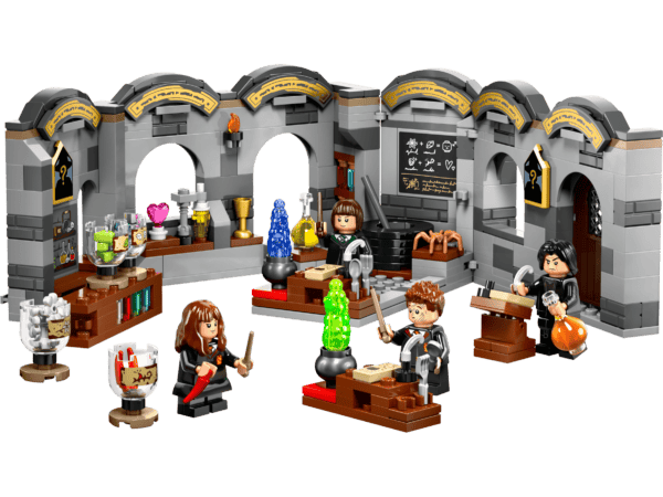 Hogwarts Castle: Potions Class