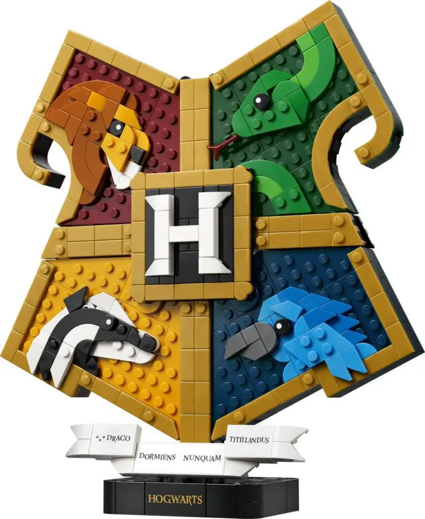 LEGO Hogwarts house crest design