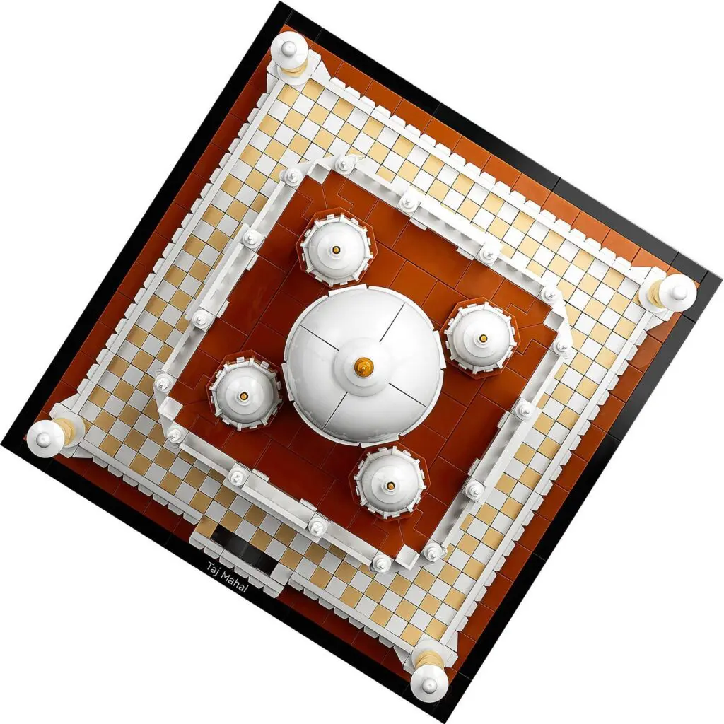 Model of Taj Mahal from above