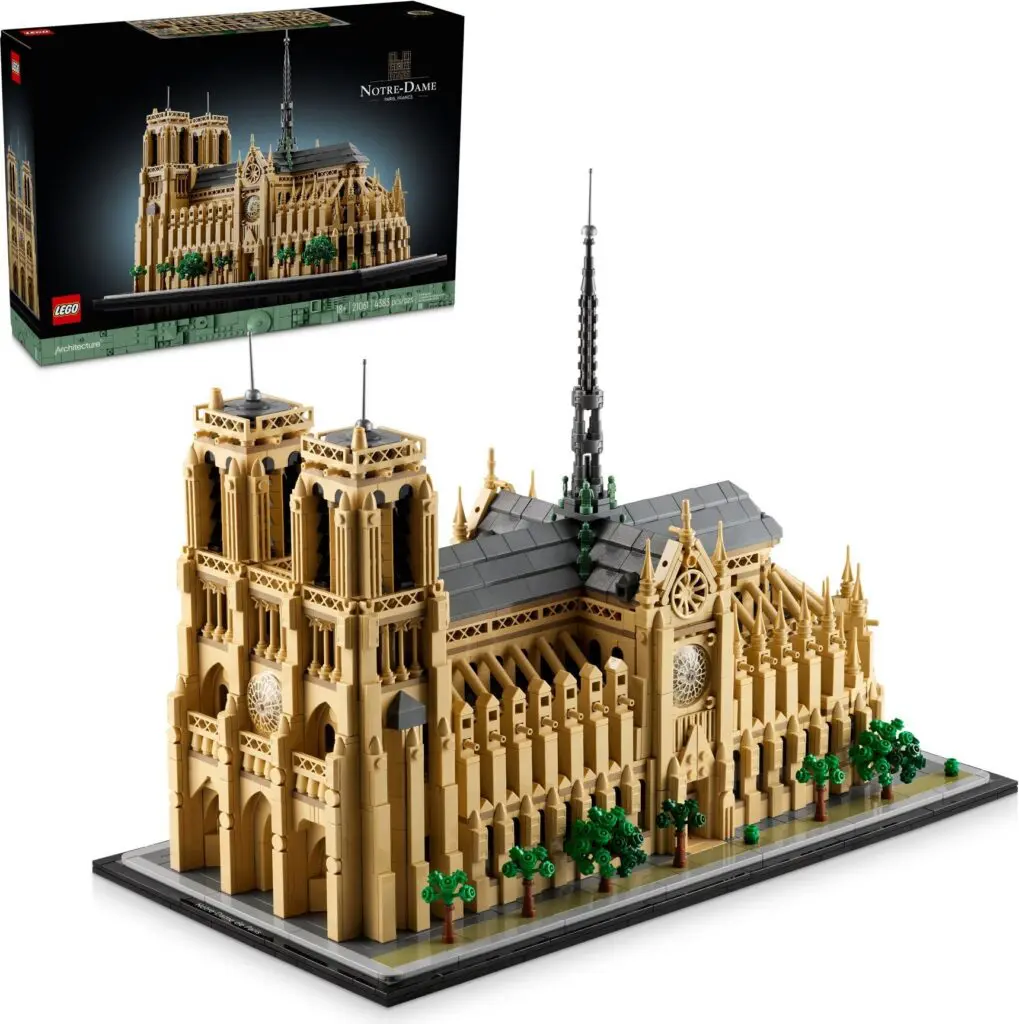 Notre-Dame LEGO with box display