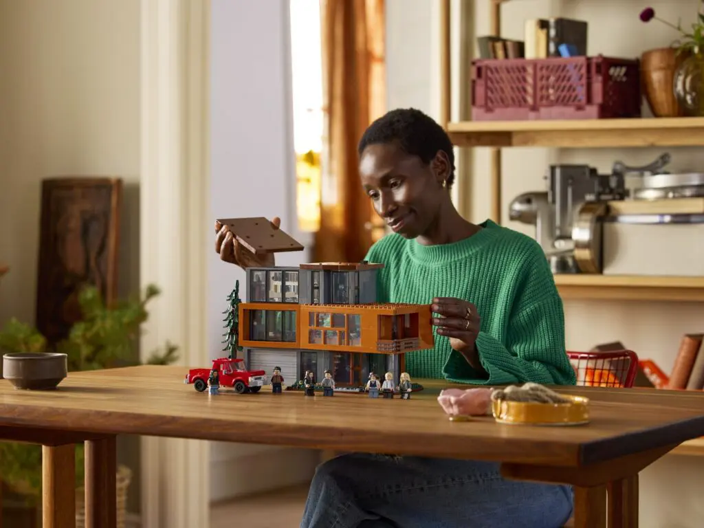 Creating a detailed architectural model indoors