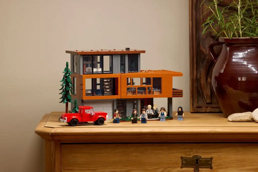 LEGO house with mini figures display