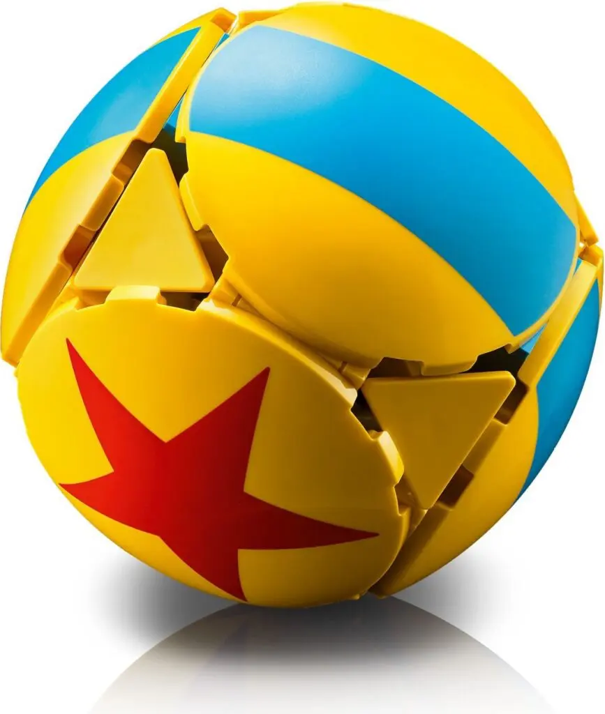 Colorful geometric sphere toy