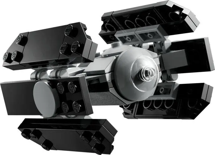 Lego spaceship with black wings