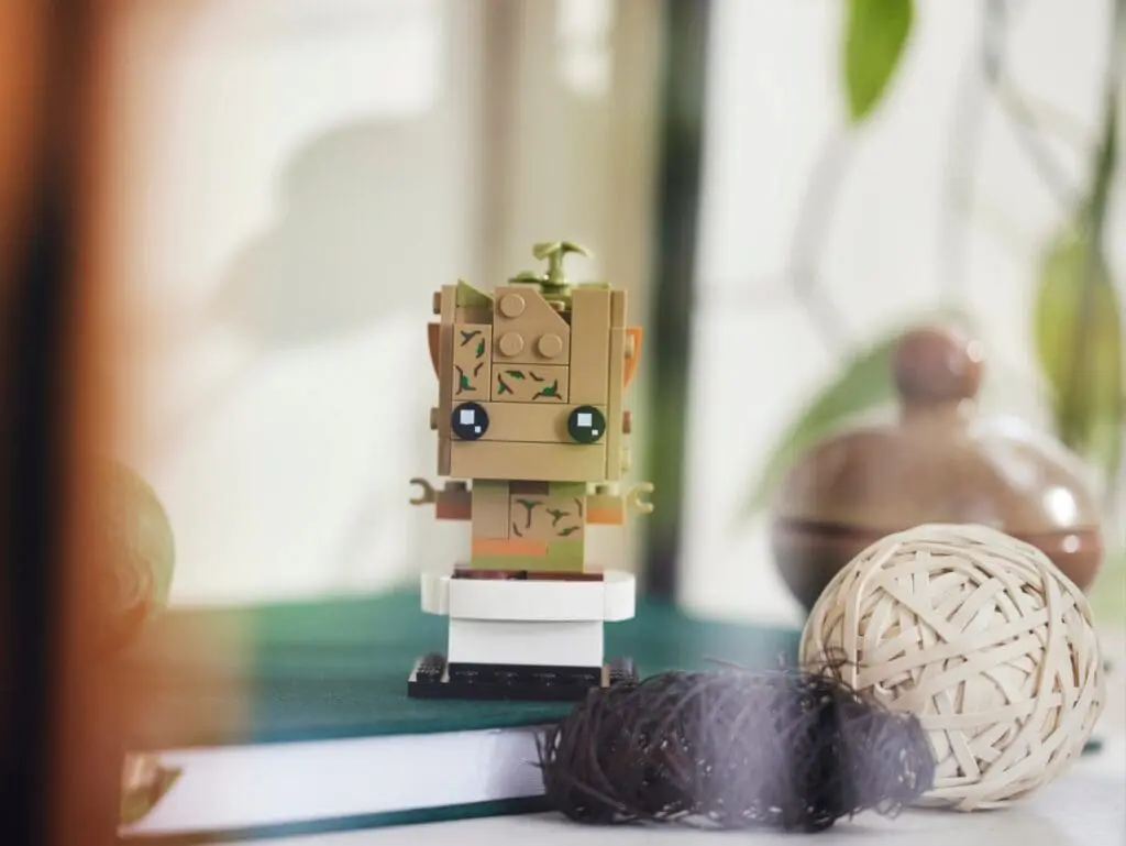 Lego plant figure on a desk
