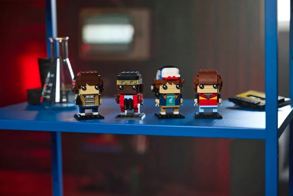 Colorful block figures in a row