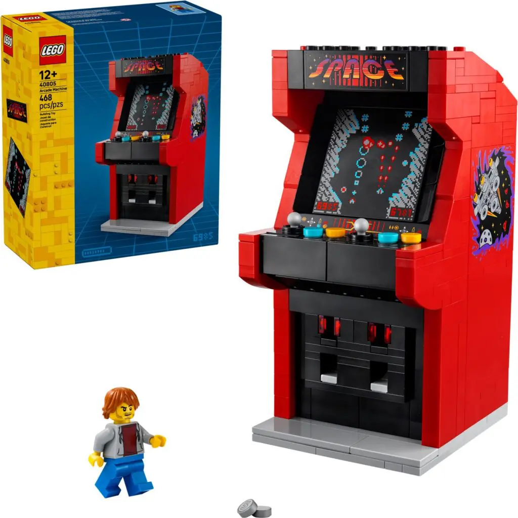 Mini LEGO arcade game and packaging