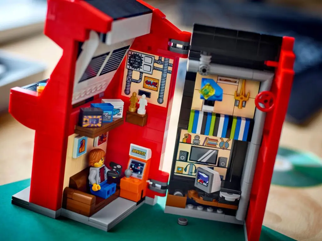 Creative miniature room setup