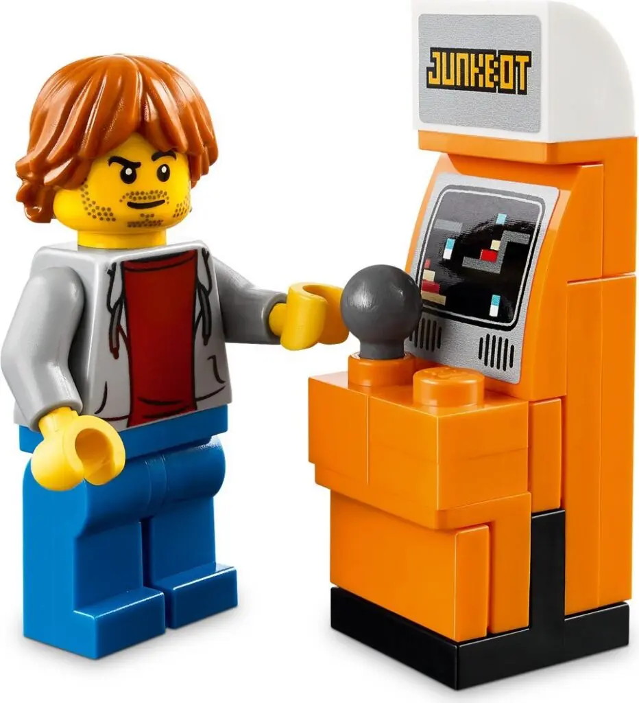 Miniature arcade with Lego character