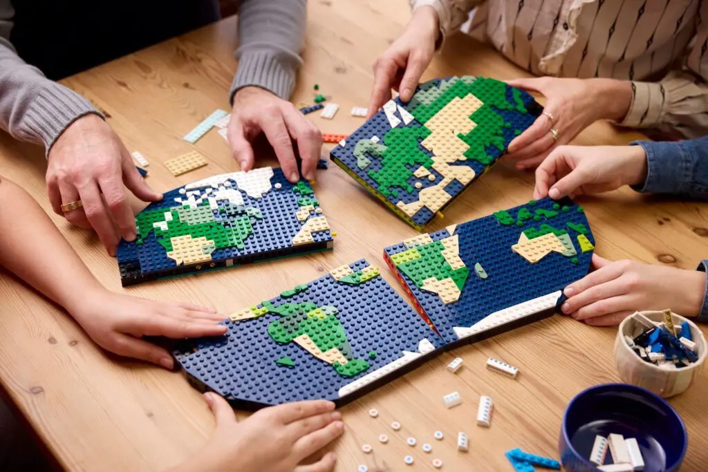Collaborative map creation with blocks