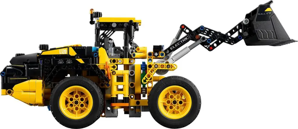 LEGO Technic Volvo L120 Electric Wheel Loader - view 9