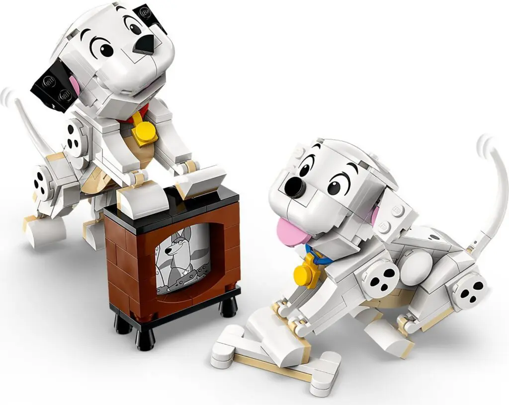 Lego Dalmatians with a vintage TV