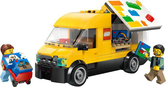 Toy van and minifigures set