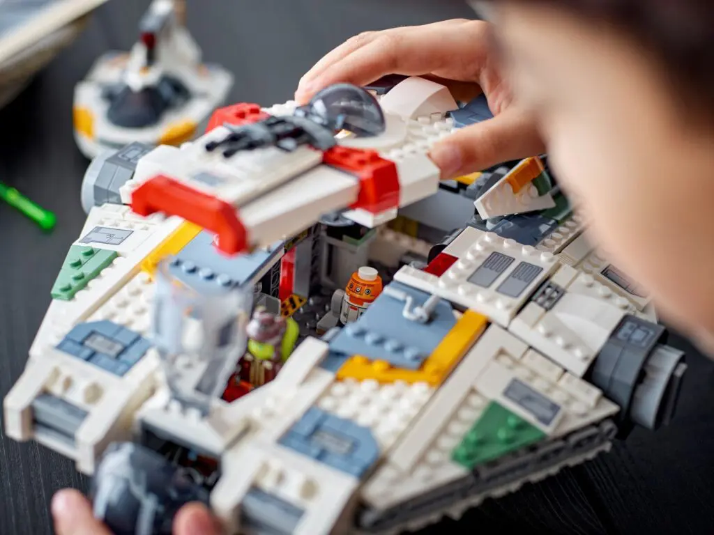 Building a LEGO spacecraft model