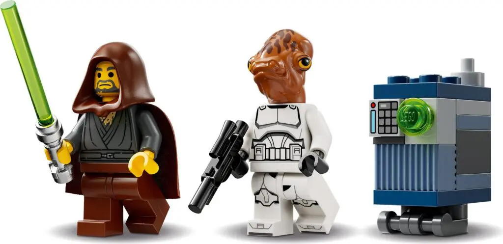 Lego figures with lightsaber and blaster