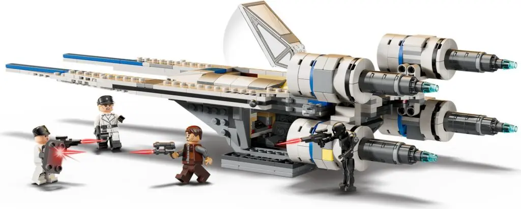 LEGO spaceship with mini figures