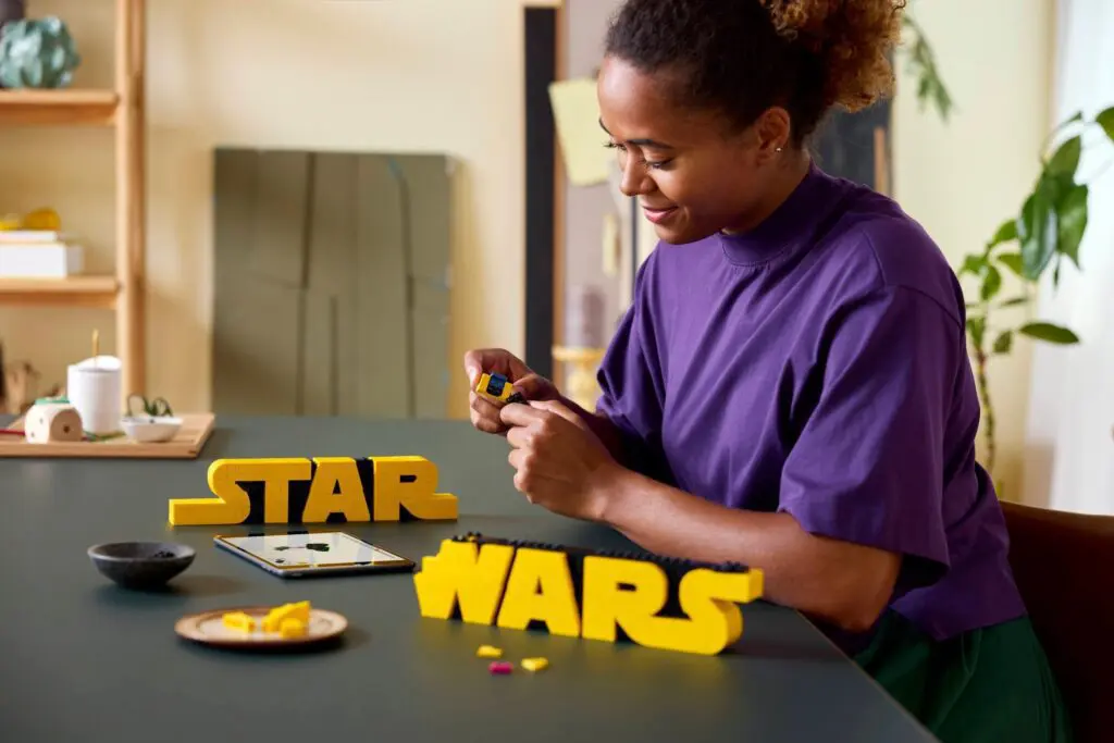Creating LEGO Star Wars display on table