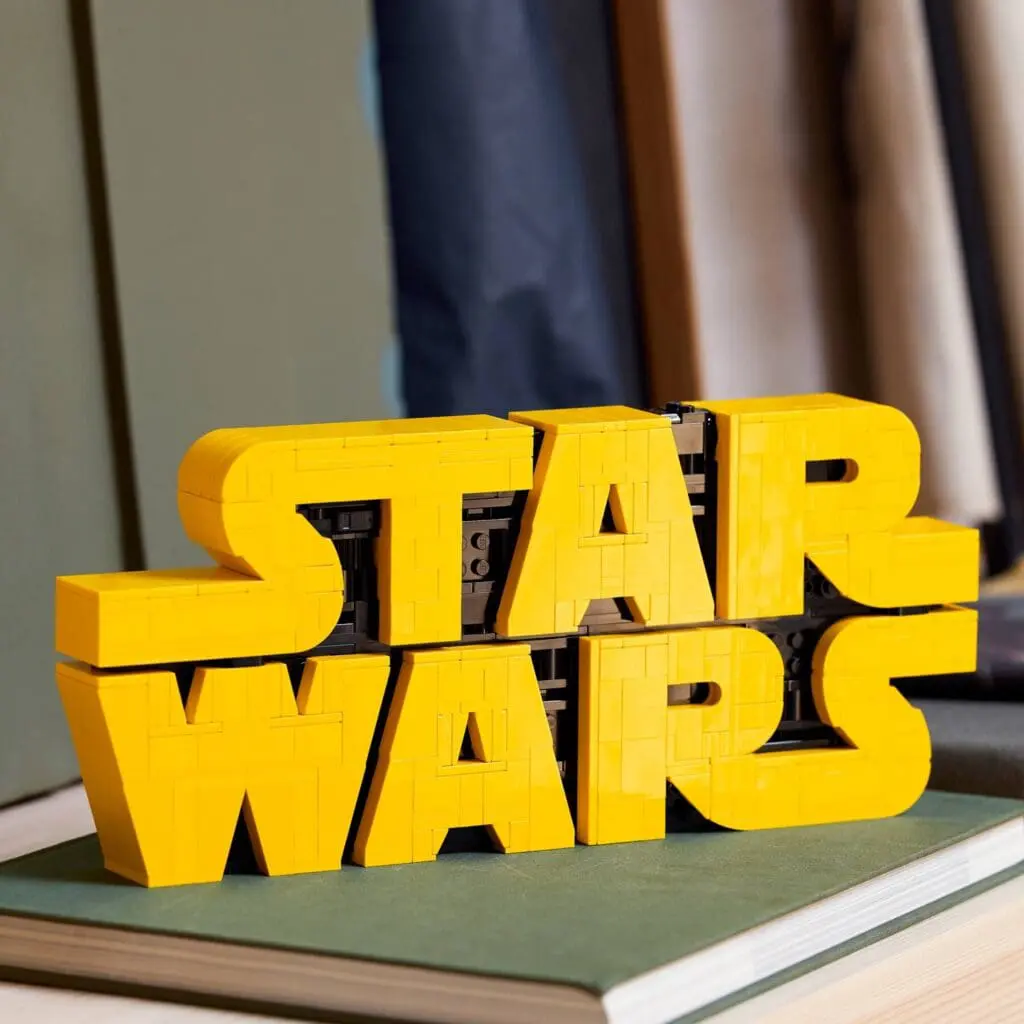 Lego bricks forming "Star Wars" sign