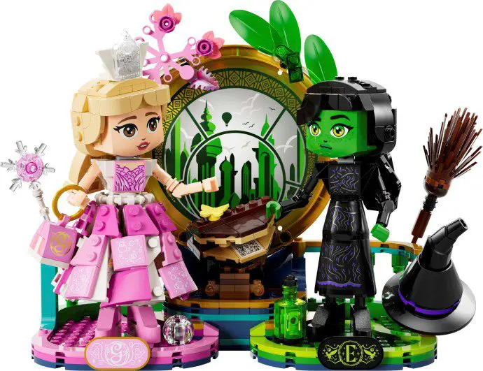 Two Lego fantasy characters with magical items.