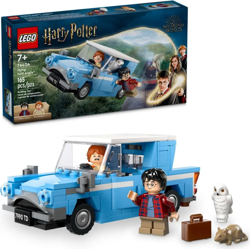 LEGO flying car with wizard figures