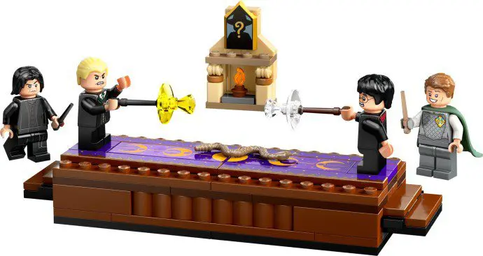 Mini-figures casting spells in LEGO set