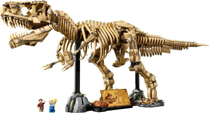 Jurassic Park Lego dinosaur build