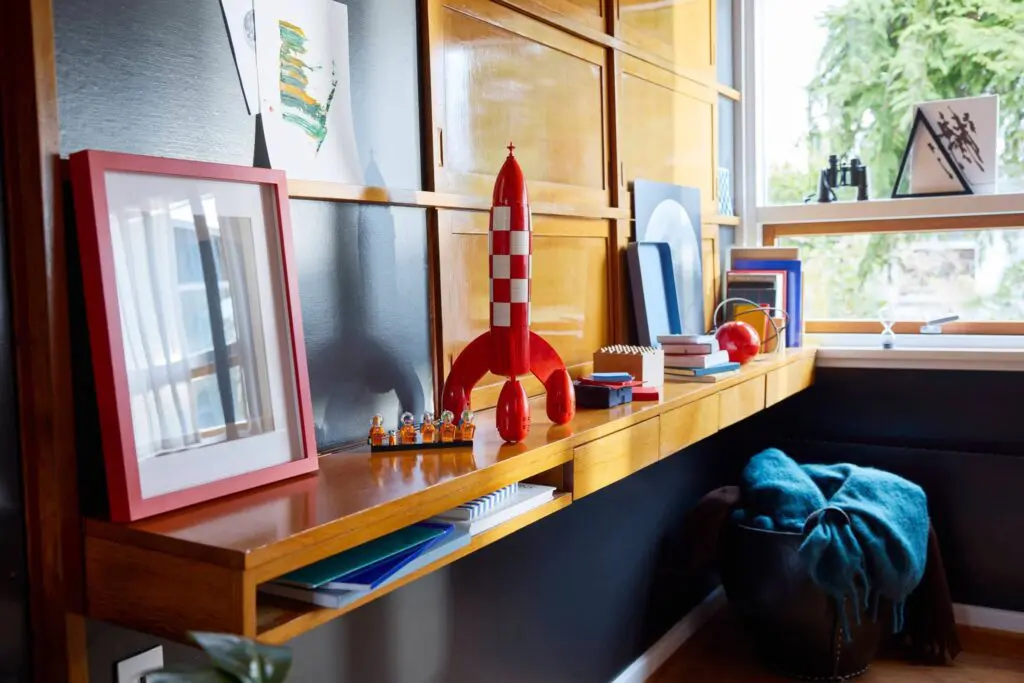 Modern study space with wooden shelves