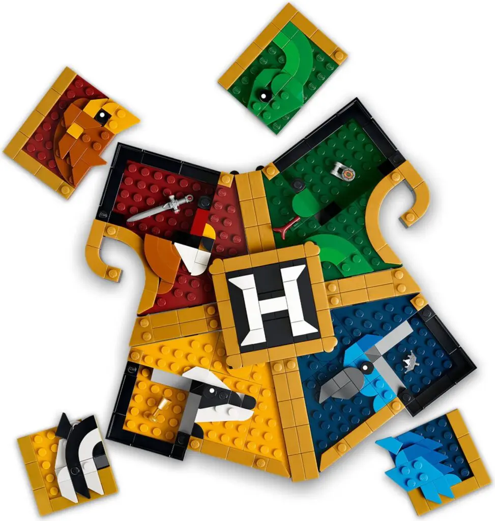 Hogwarts shield made from LEGO bricks