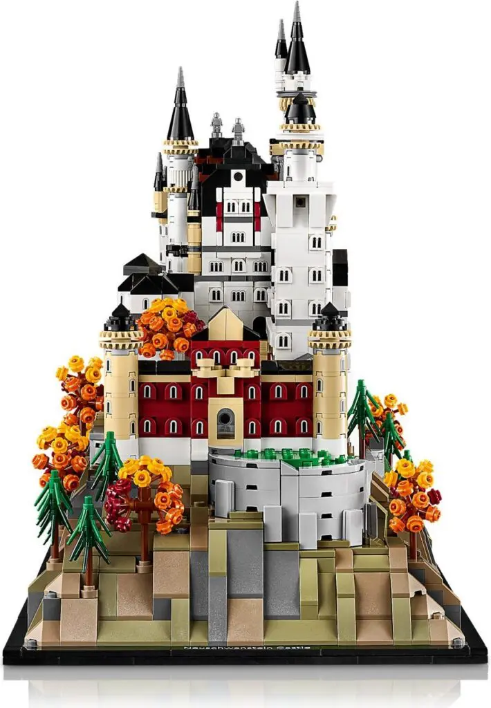 LEGO Architecture Neuschwanstein Castle - view 13