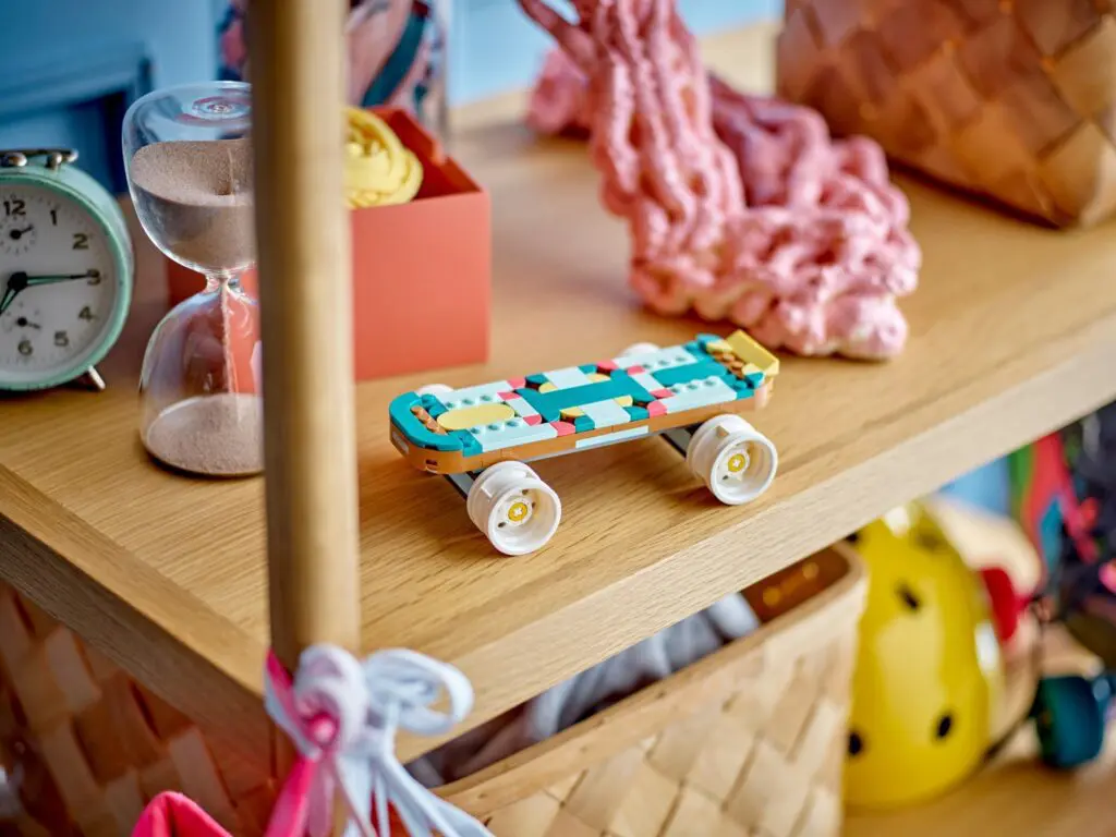 LEGO Creator Retro Roller Skate - view 4