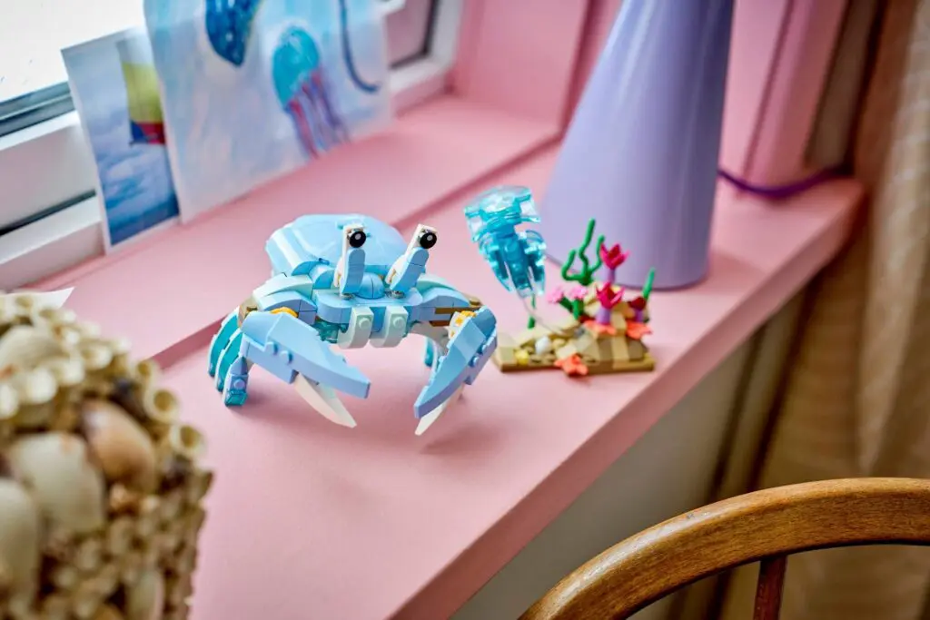 LEGO Creator Beautiful Dolphins - view 8