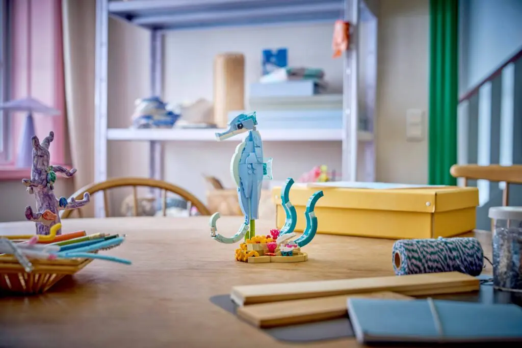 LEGO Creator Beautiful Dolphins - view 9