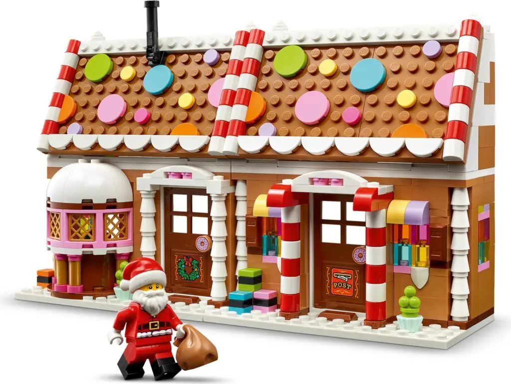 LEGO Seasonal Festive Gingerbread House - view 6