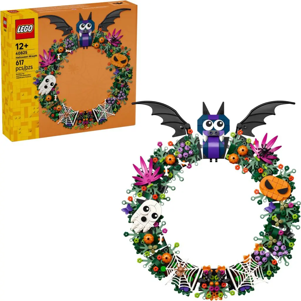 LEGO Seasonal Halloween Wreath - view 4