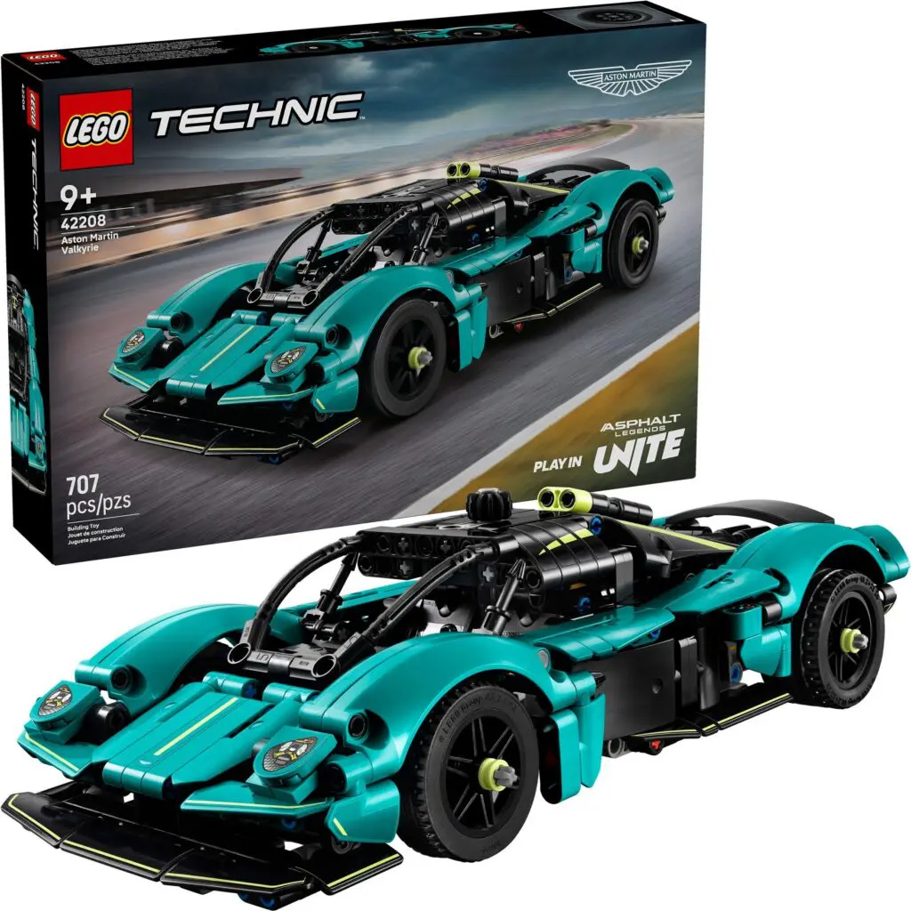 LEGO Technic Aston Martin Valkyrie - view 3