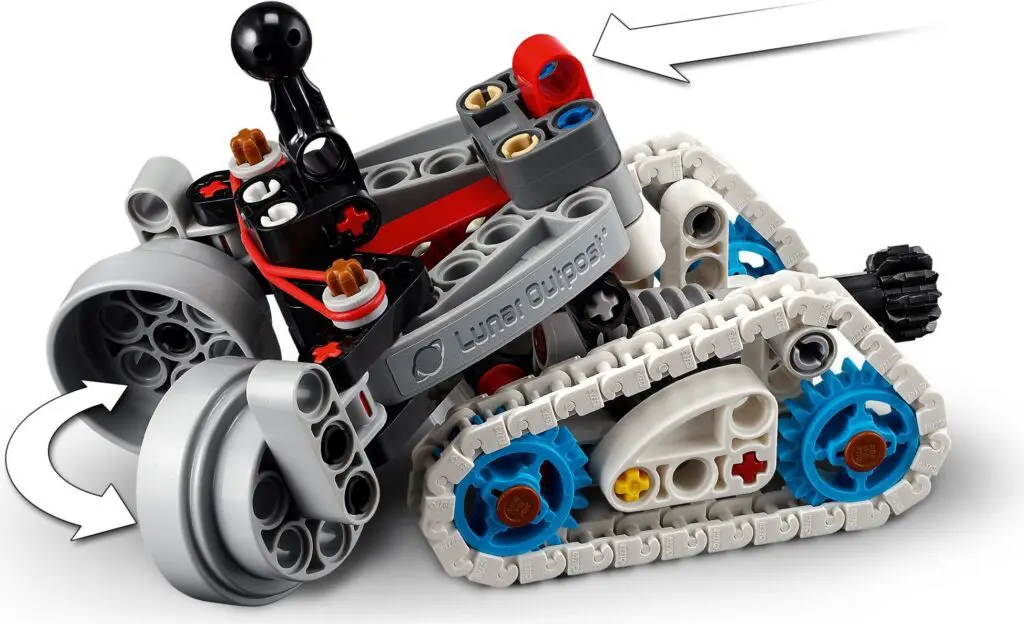LEGO Technic Lunar Outpost Moon Rover - view 11