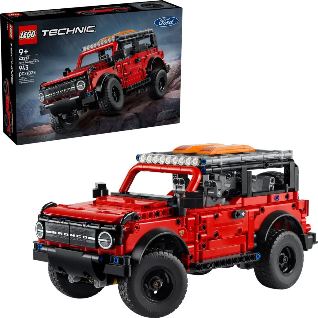 LEGO Technic Ford Bronco SUV - view 3
