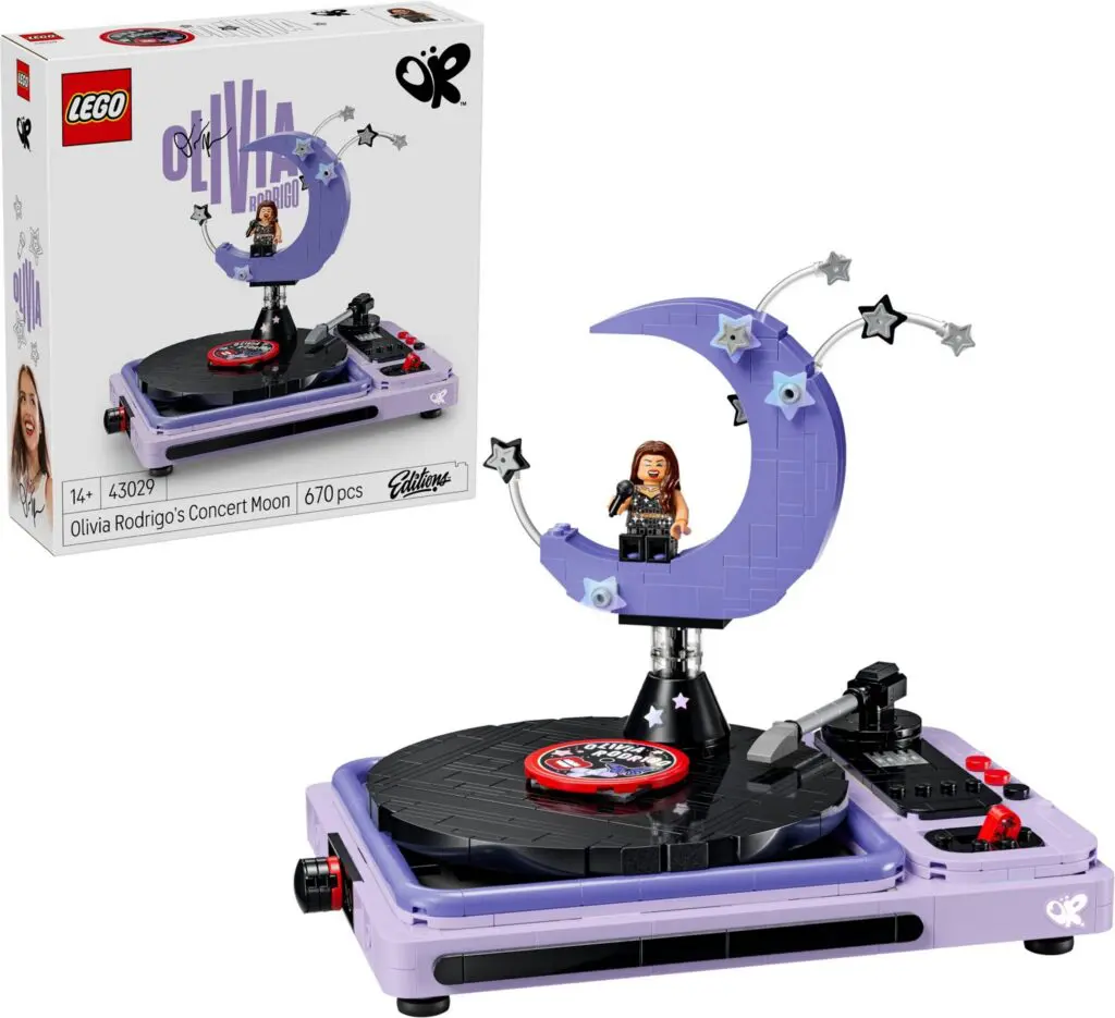 LEGO Editions Olivia Rodrigo's Concert Moon - view 5
