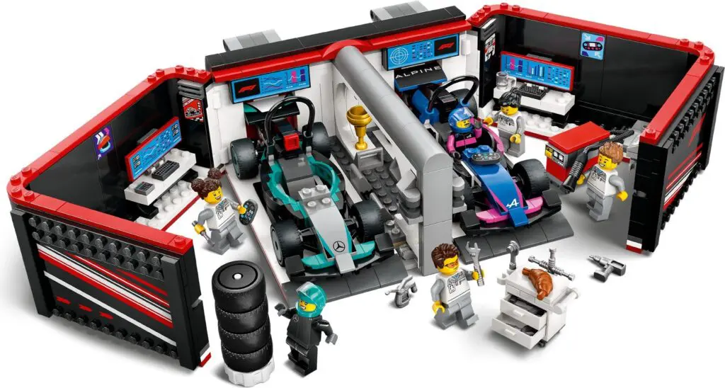 LEGO City F1 Garage & Mercedes-AMG & Alpine Cars - view 5