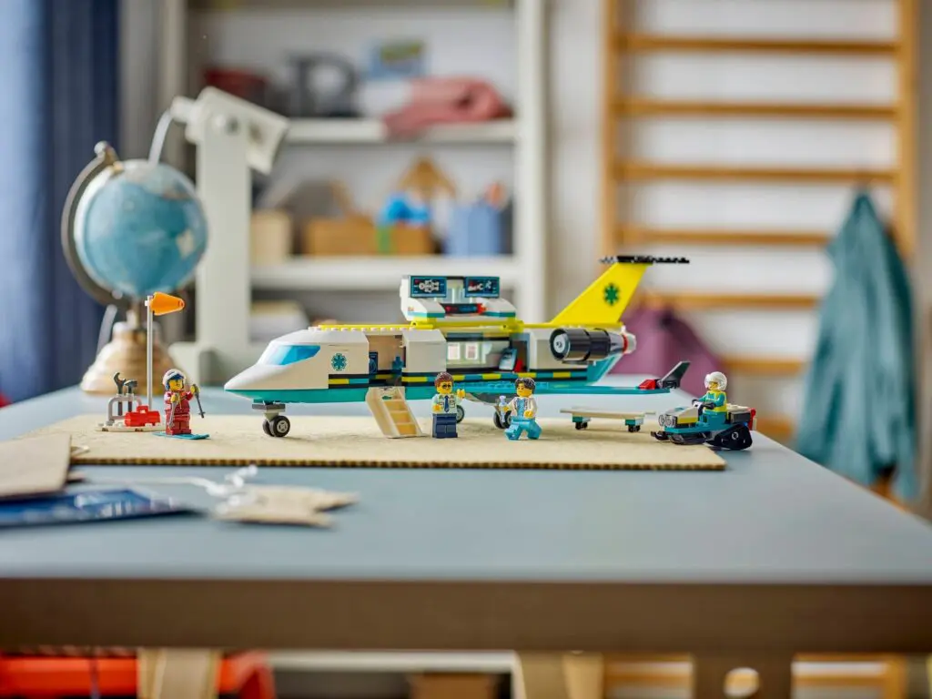 LEGO City Air Ambulance - view 7